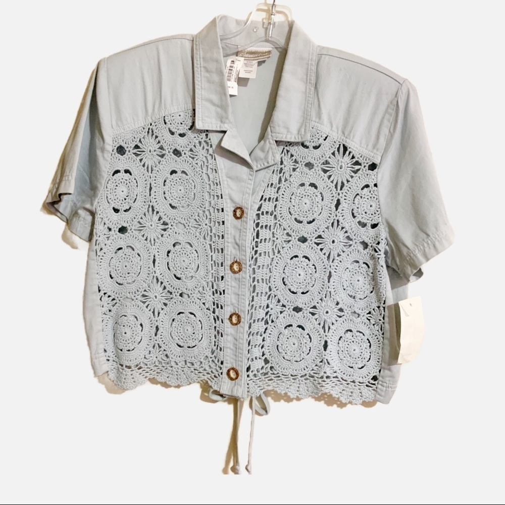 Coldwater Creek Vintage 80’s style lace light blue embroidered crochet crop. P/M